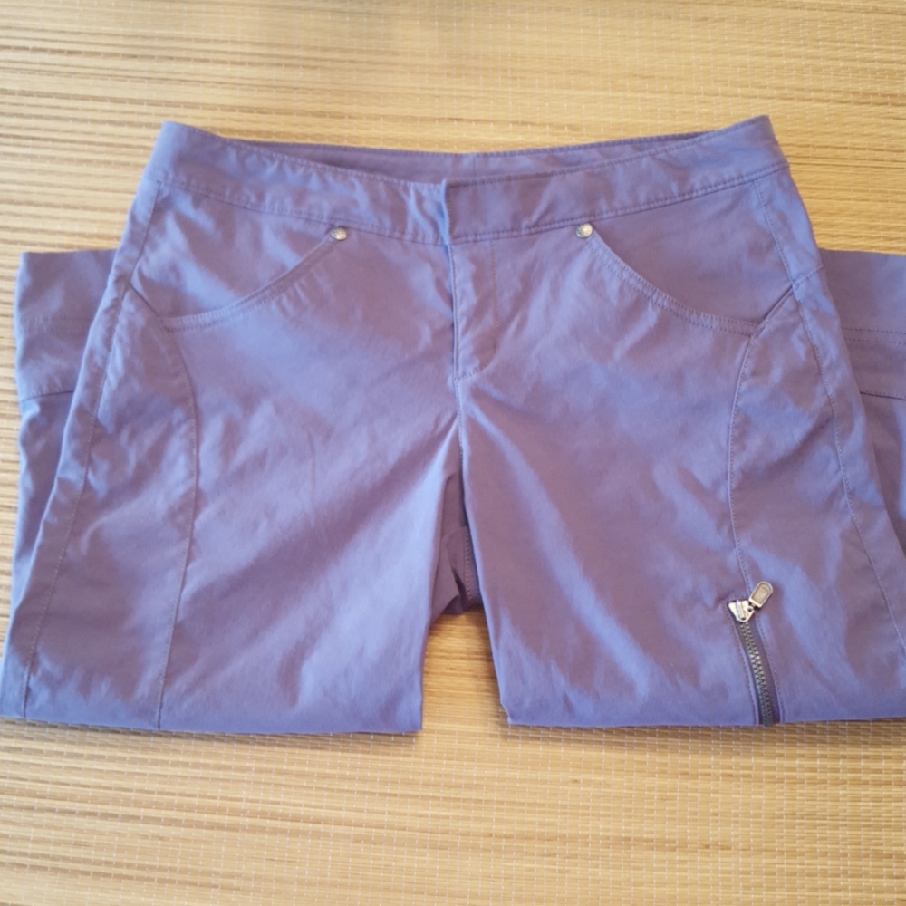 Athleta sportswear